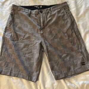 Men’s Billabong Shorts 34